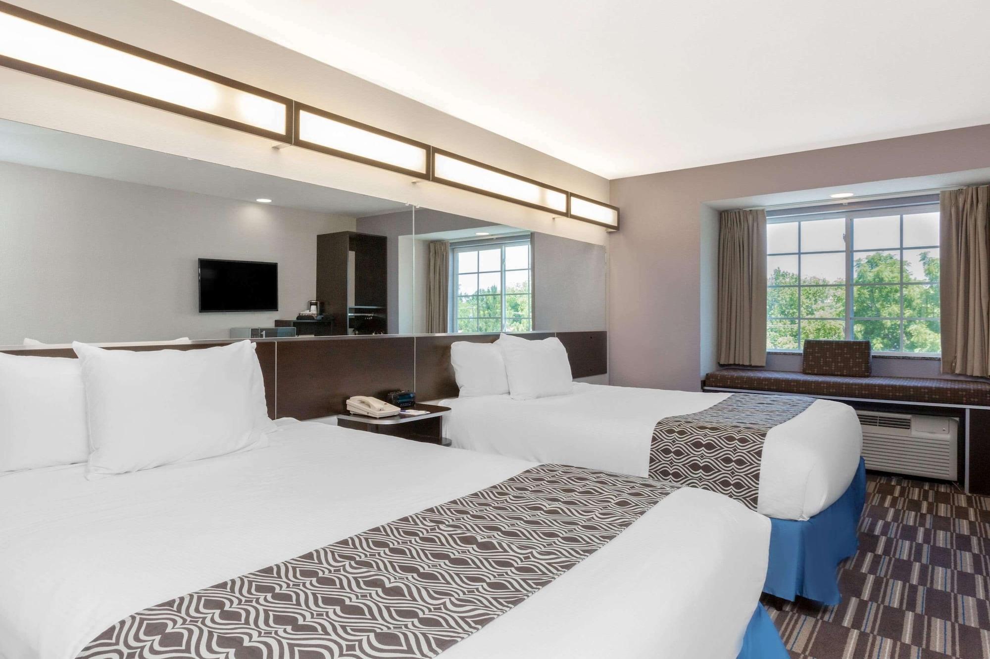 Microtel Inn & Suites By Wyndham Tuscaloosa Eksteriør bilde