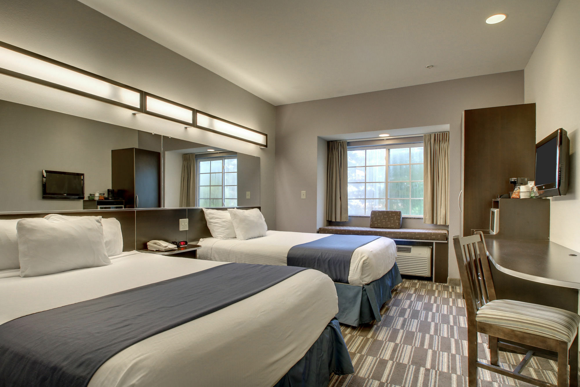 Microtel Inn & Suites By Wyndham Tuscaloosa Eksteriør bilde