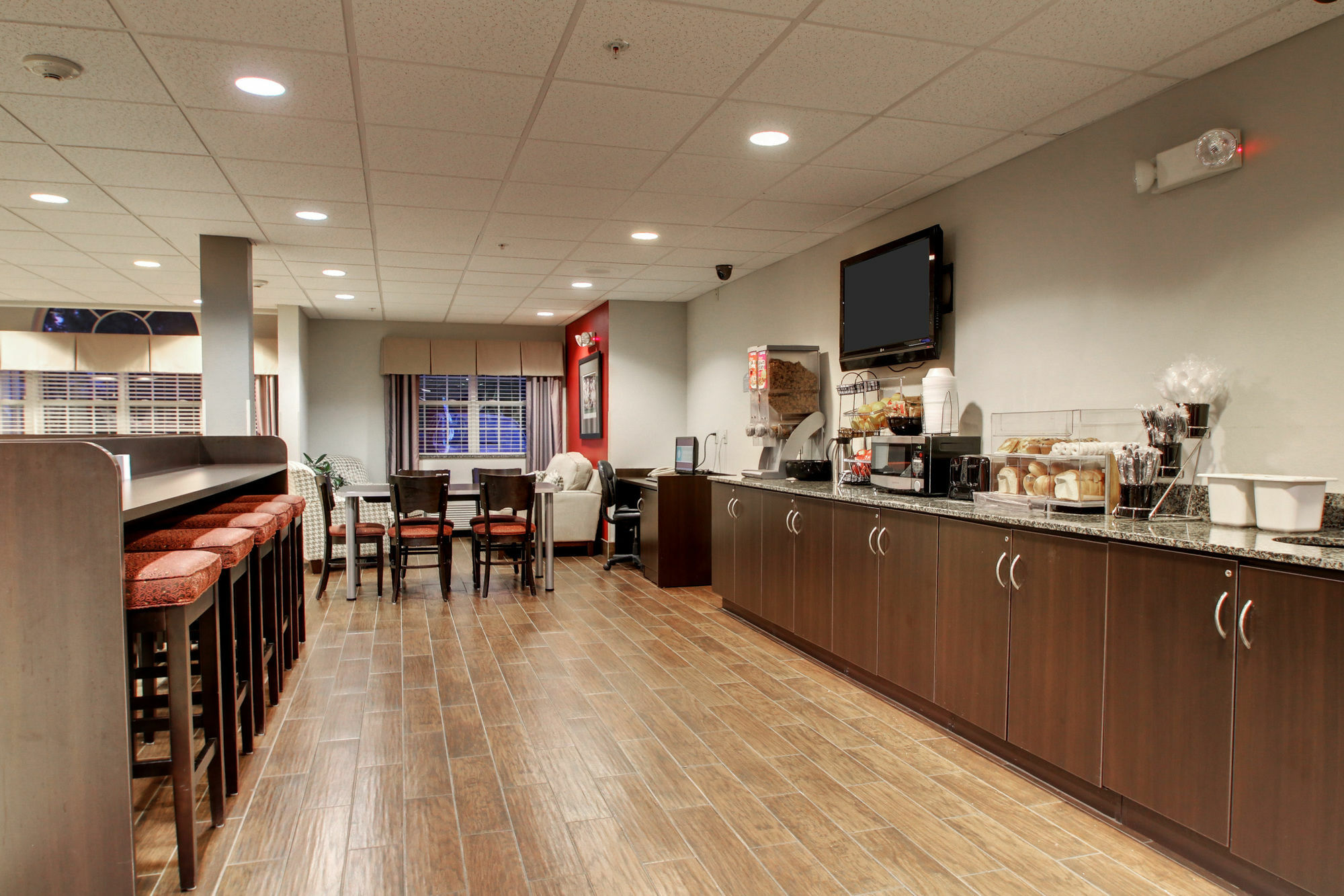 Microtel Inn & Suites By Wyndham Tuscaloosa Eksteriør bilde