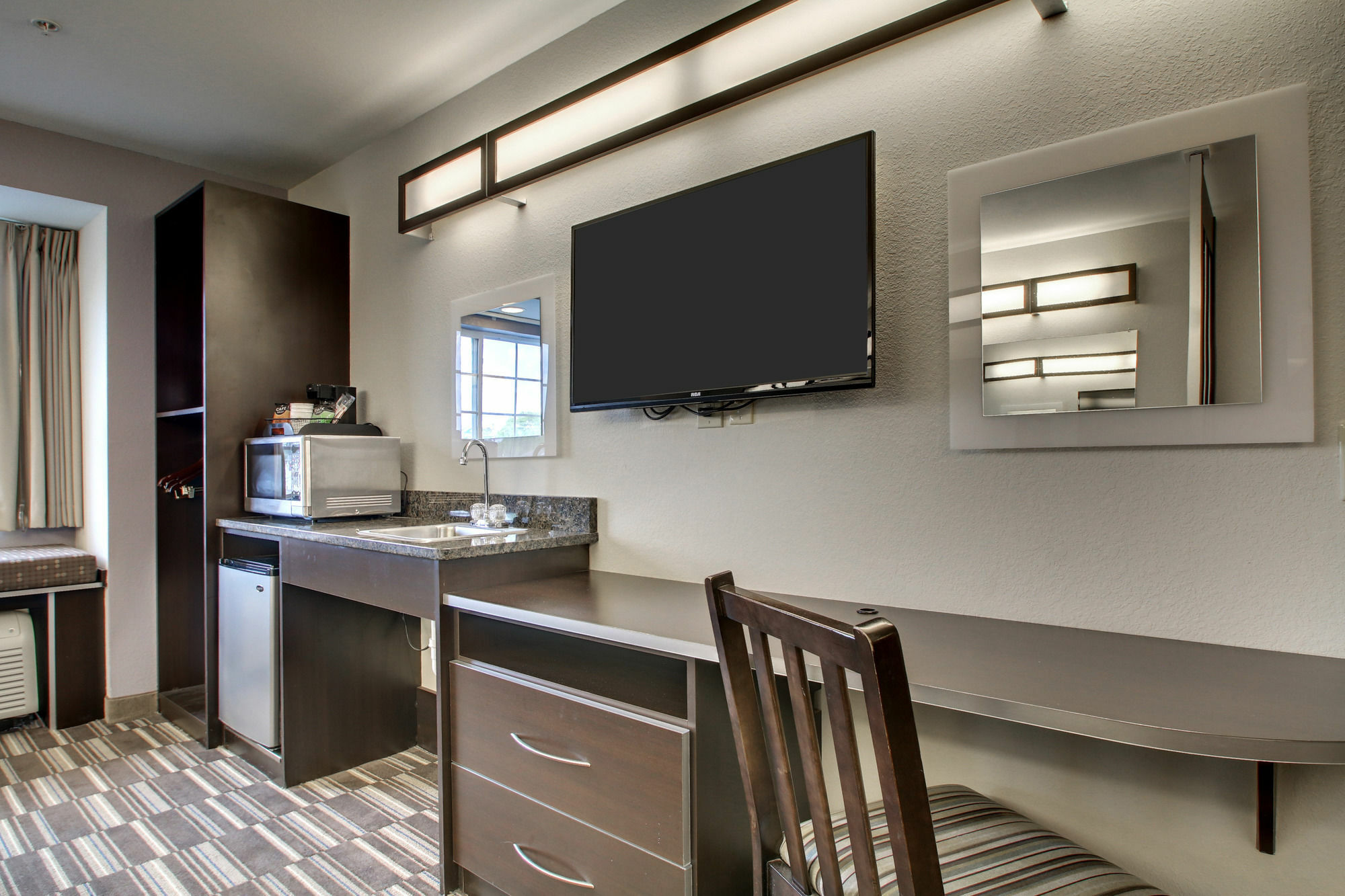 Microtel Inn & Suites By Wyndham Tuscaloosa Eksteriør bilde